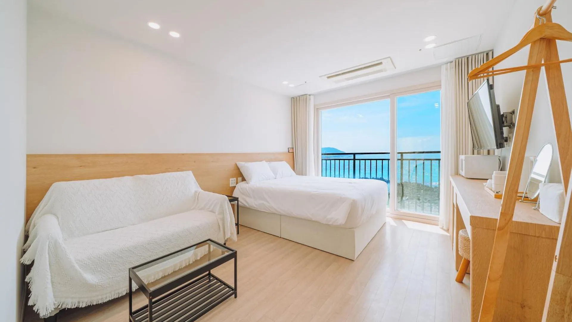 Jeju Mon Dieu Hotel