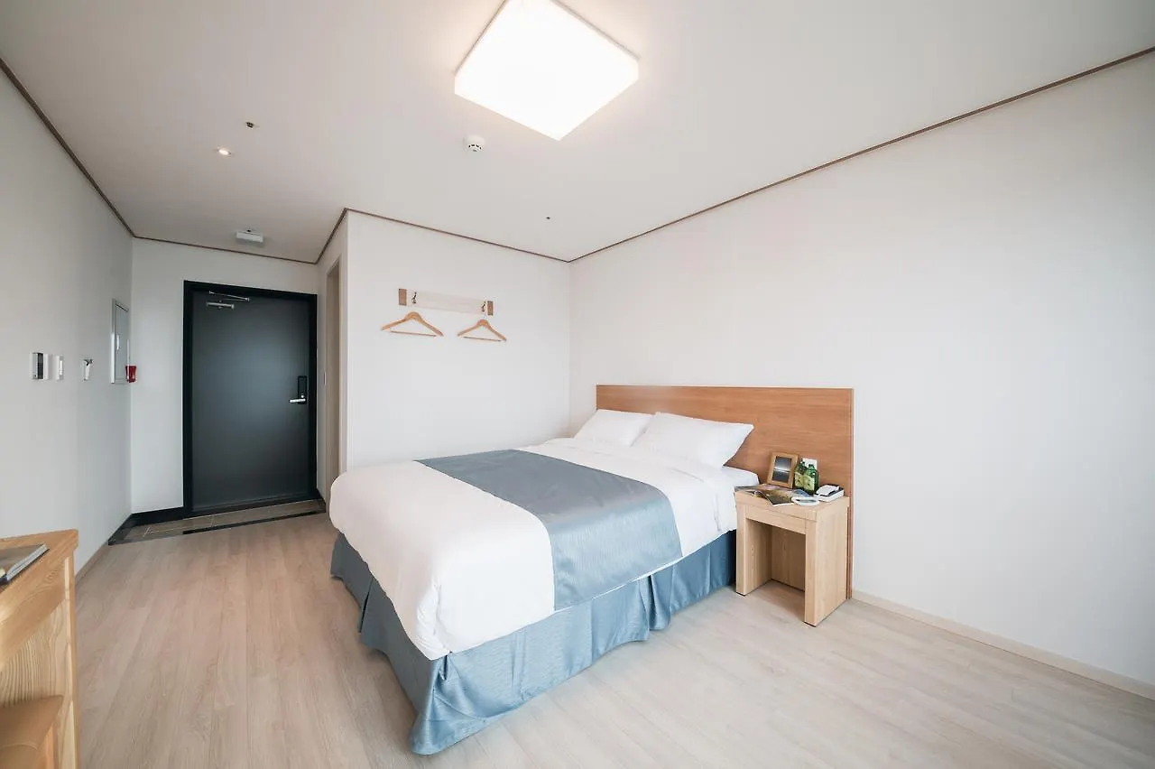 Jeju Mon Dieu Hotel 2*,
